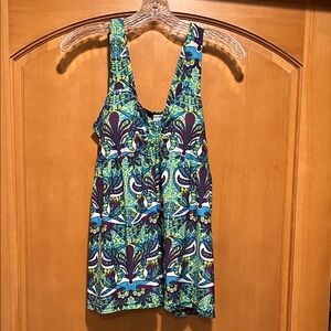 Magic Avenue Sleeveless Top with Vibrant Pattern